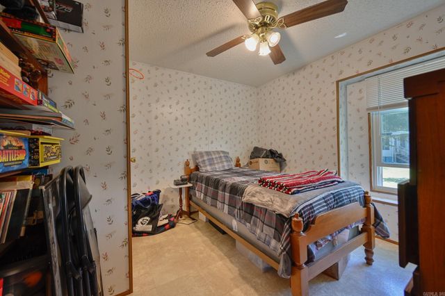 128 Seay Lane, Mena, AR 71953