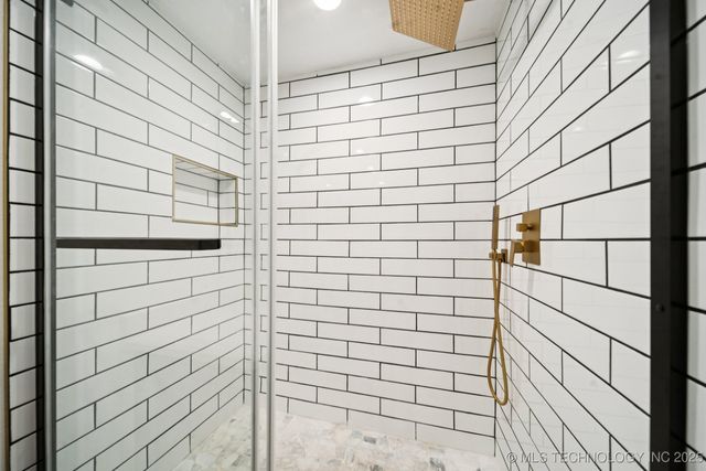 220 W Memphis Street, Broken Arrow, OK 74012