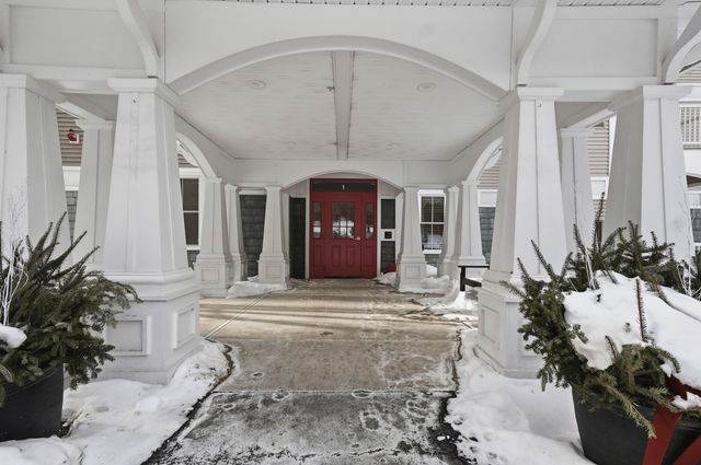 5 Sally Sweets Way Unit 110, Salem, NH 03079