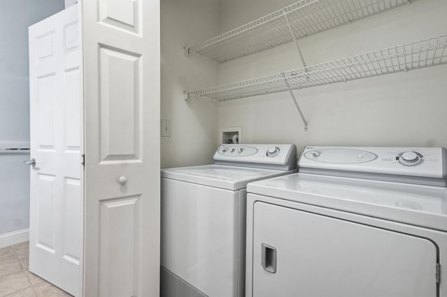 5 Sally Sweets Way Unit 110, Salem, NH 03079