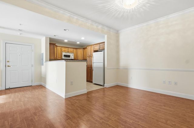 5 Sally Sweets Way Unit 110, Salem, NH 03079