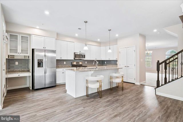 6026 FORUM SQ, Frederick, MD 21703