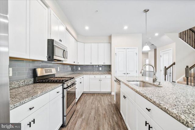 6026 FORUM SQ, Frederick, MD 21703