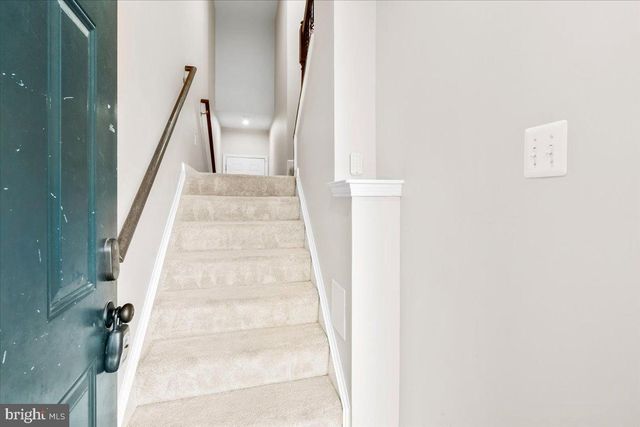 6026 FORUM SQ, Frederick, MD 21703