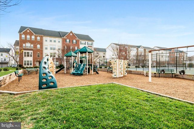 6026 FORUM SQ, Frederick, MD 21703