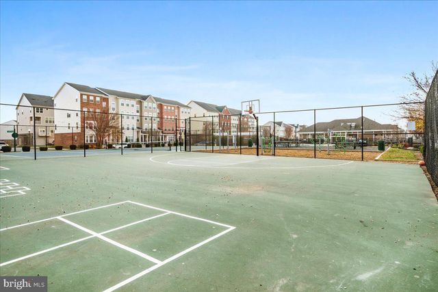 6026 FORUM SQ, Frederick, MD 21703