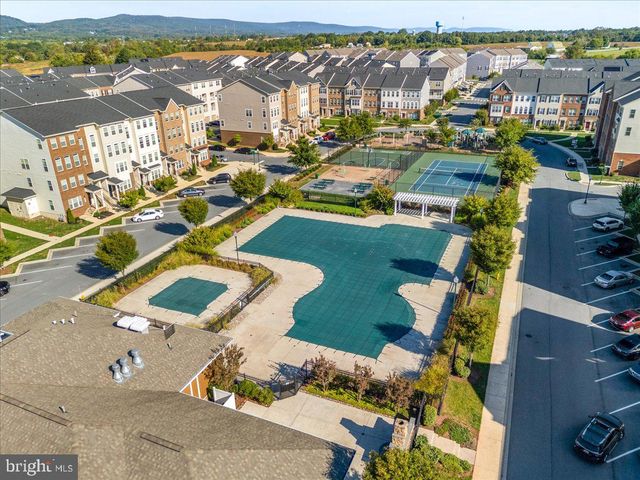 6026 FORUM SQ, Frederick, MD 21703