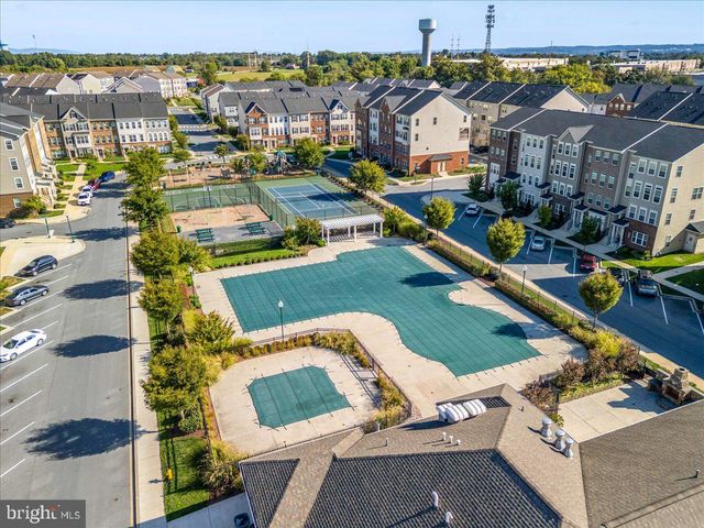 6026 FORUM SQ, Frederick, MD 21703