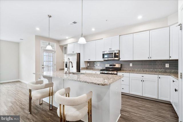 6026 FORUM SQ, Frederick, MD 21703