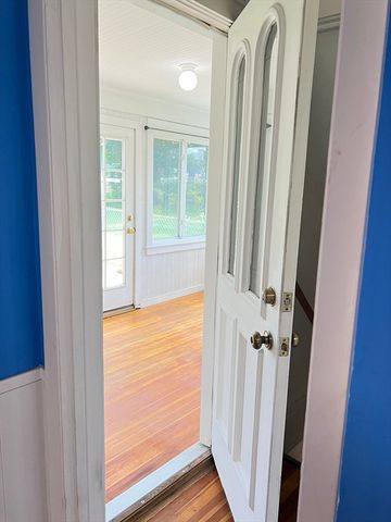 65 Franklin Rd, Longmeadow, MA 01106