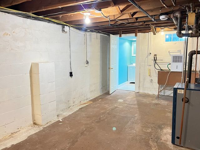 65 Franklin Rd, Longmeadow, MA 01106