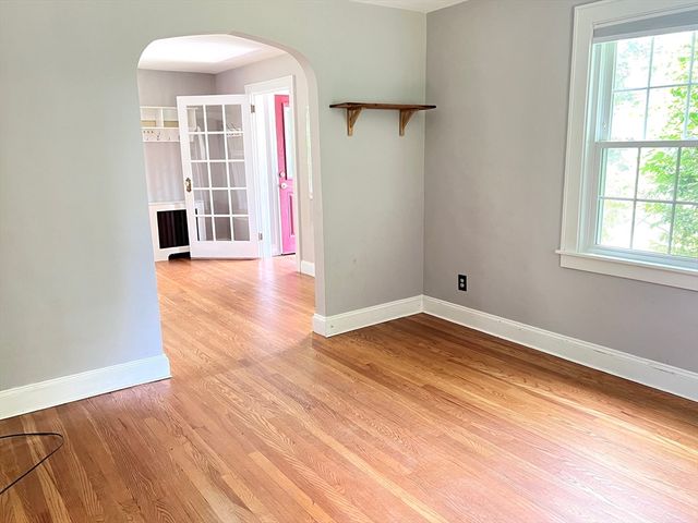 65 Franklin Rd, Longmeadow, MA 01106