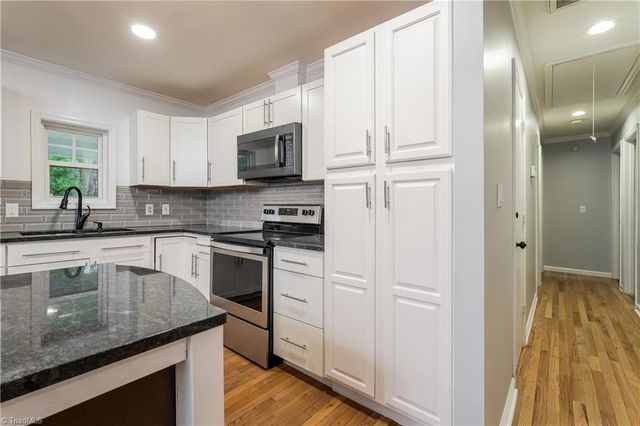 4768 N Cherry Street, Winston-salem, NC 27105