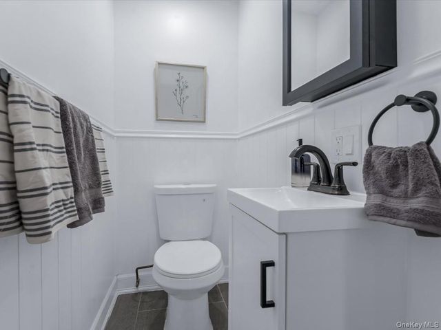 8049 88th Avenue, Woodhaven, NY 11421