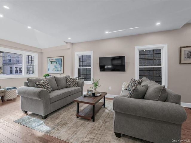 8049 88th Avenue, Woodhaven, NY 11421