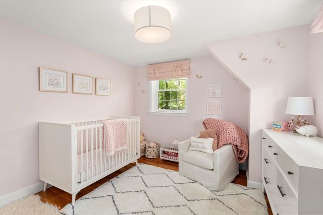 14 Standish Rd, Wellesley, MA 02481