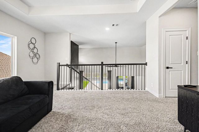 9214 Secretariat Lane, Mont Belvieu, TX 77523