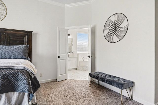 9214 Secretariat Lane, Mont Belvieu, TX 77523