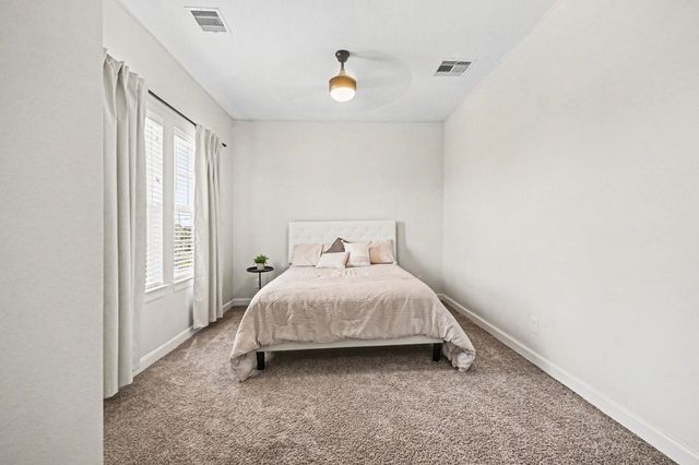 9214 Secretariat Lane, Mont Belvieu, TX 77523