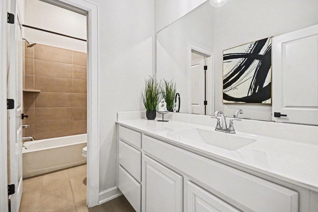 9214 Secretariat Lane, Mont Belvieu, TX 77523