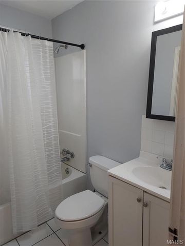 4924 Kemper Avenue 1st Floor West, St Louis, MO 63139