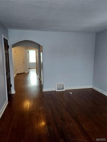 4924 Kemper Avenue 1st Floor West, St Louis, MO 63139