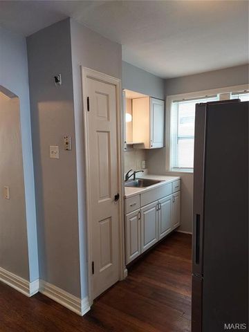 4924 Kemper Avenue 1st Floor West, St Louis, MO 63139