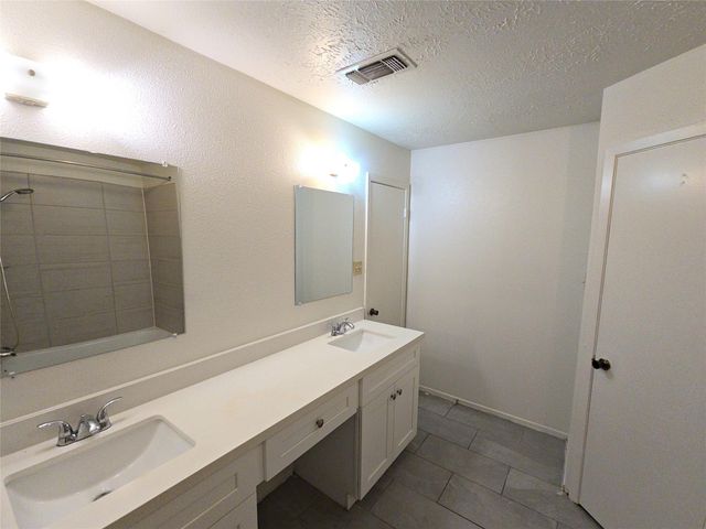 10906 Maple Rock Drive, Humble, TX 77396