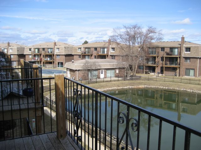 1424 CAROL Court 3A, Palatine, IL 60074