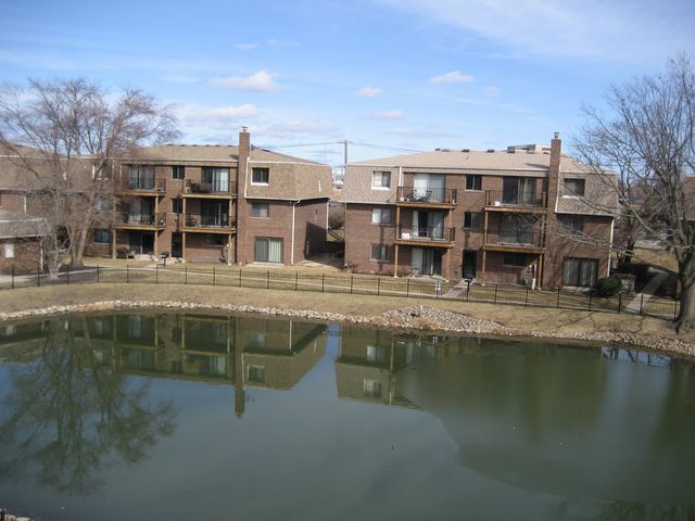 1424 CAROL Court 3A, Palatine, IL 60074