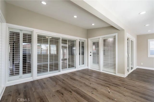 17200 Willard, Lake Balboa, CA 91406