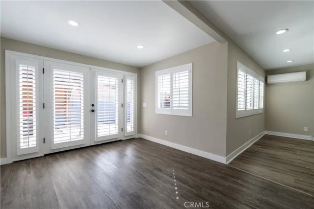 17200 Willard, Lake Balboa, CA 91406