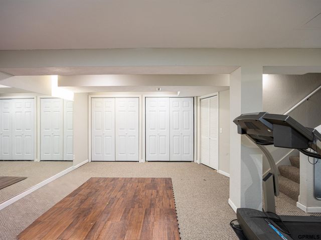 1823 S 155 Avenue, Omaha, NE 68144