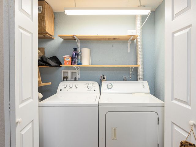 1823 S 155 Avenue, Omaha, NE 68144