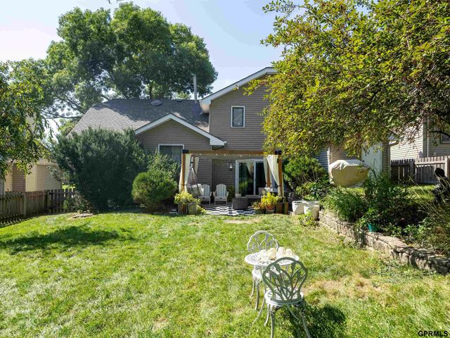 1823 S 155 Avenue, Omaha, NE 68144