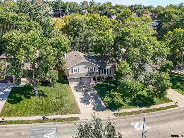 1823 S 155 Avenue, Omaha, NE 68144