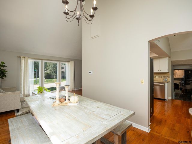 1823 S 155 Avenue, Omaha, NE 68144