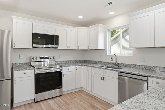 516 Singletary Street SE, Wilson, NC 27893