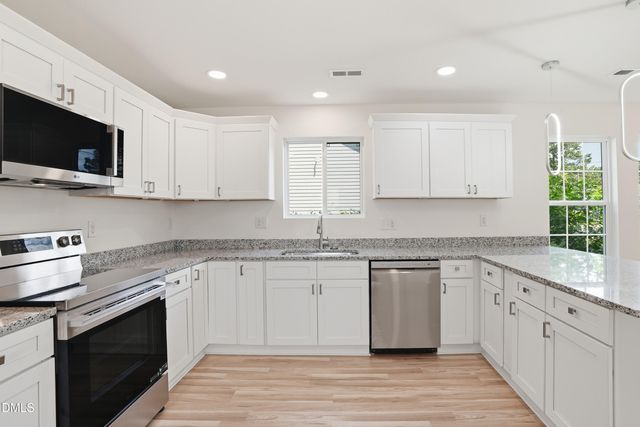 516 Singletary Street SE, Wilson, NC 27893