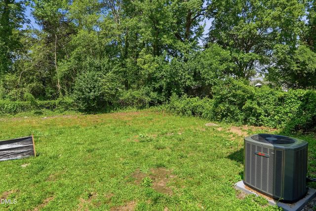 516 Singletary Street SE, Wilson, NC 27893