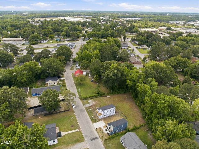 516 Singletary Street SE, Wilson, NC 27893