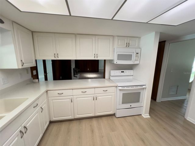 4503 CRICHTON LANE, Orlando, FL 32806