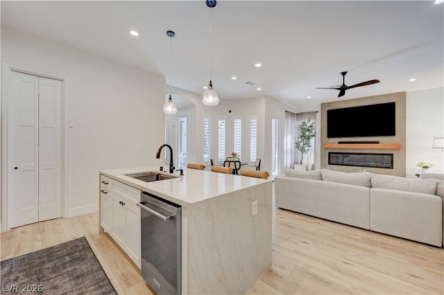 11337 Corsica Mist Avenue, Las Vegas, NV 89135