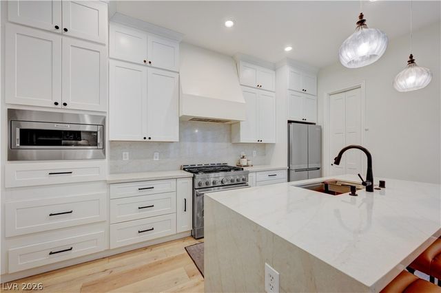 11337 Corsica Mist Avenue, Las Vegas, NV 89135