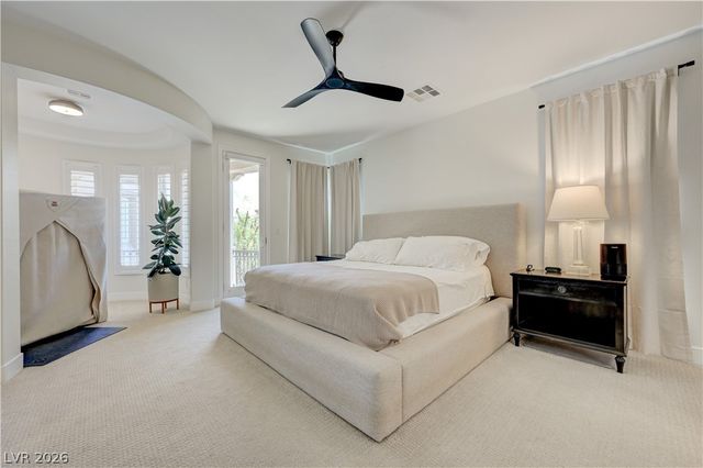 11337 Corsica Mist Avenue, Las Vegas, NV 89135