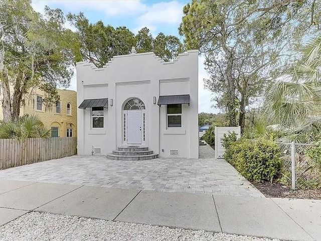 1862 6TH STREET, Sarasota, FL 34236