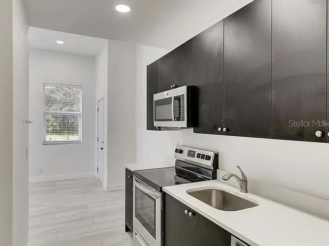 1862 6TH STREET, Sarasota, FL 34236