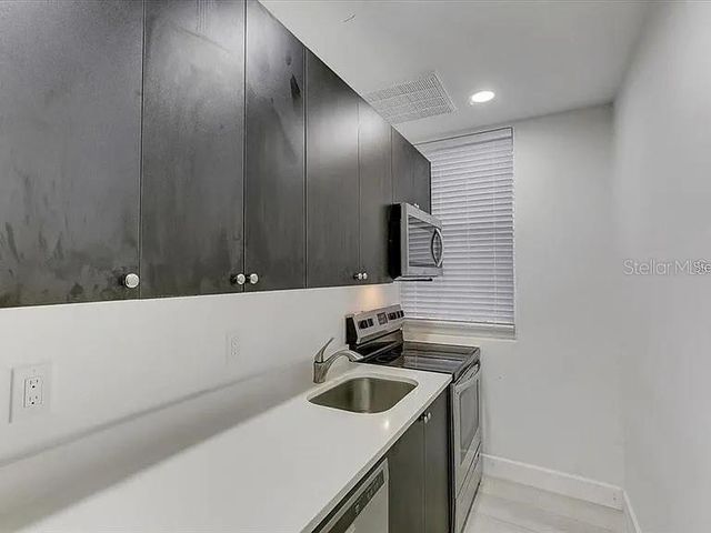 1862 6TH STREET, Sarasota, FL 34236