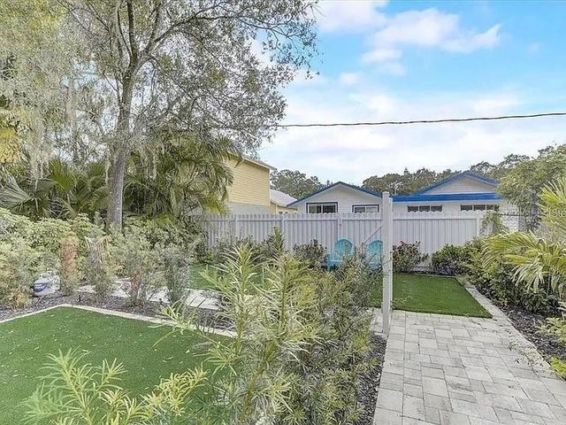 1862 6TH STREET, Sarasota, FL 34236