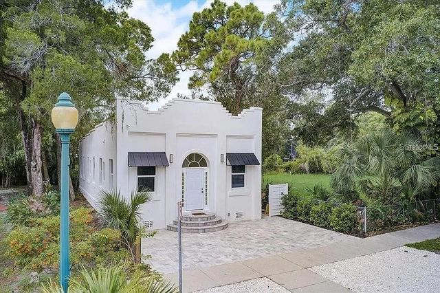 1862 6TH STREET, Sarasota, FL 34236